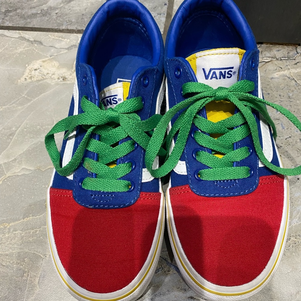 Vans size youth 2 yr